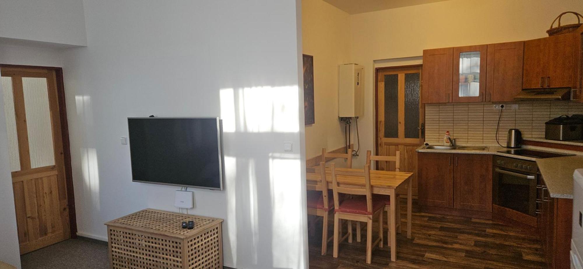 Hvezda Apartments Гаррахов Номер фото